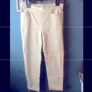 Pull on Zac & Rachel size 6